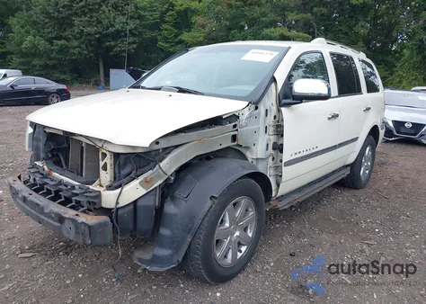 2008 Chrysler Aspen Limited z USA, uszkodzony, nr VIN 1A8HW58228F144526